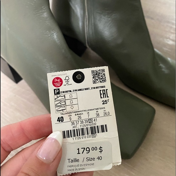 Zara Leather Boots - Picture 4 of 4